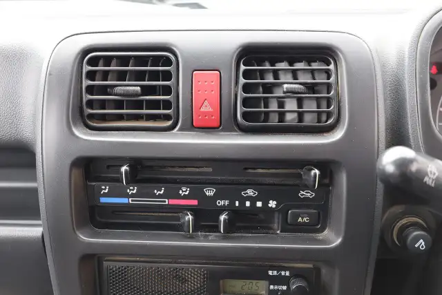 2007 Suzuki Carry 4WD 5-SPD MANUAL - LOW KMS|JDM IMPORT|KEI TRUC - Photo 18