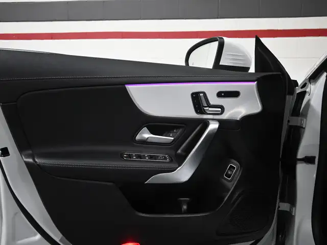 2023 Mercedes-Benz CLA 250 4MATIC No Accident Navigation Sunroof - Photo 11