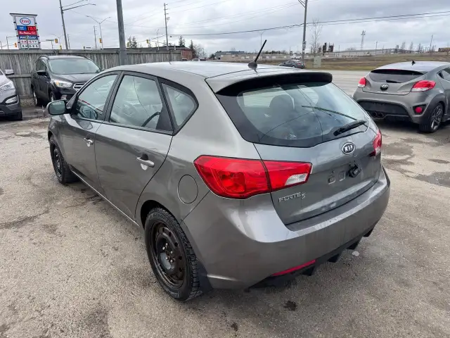 2012 Kia Forte5 LX, WELL MAINTAINED, 185KMS, CERTIFIED - Photo 3
