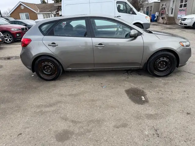 2012 Kia Forte5 LX, WELL MAINTAINED, 185KMS, CERTIFIED - Photo 6