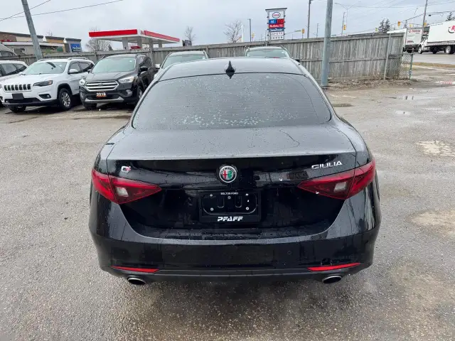2017 Alfa Romeo Giulia TI, Q4, RED LEATHER, AWD, FULLY LOADED, C - Photo 4