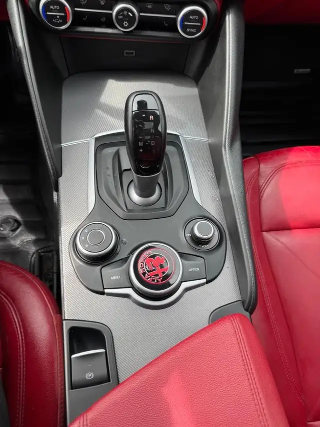 2017 Alfa Romeo Giulia TI, Q4, RED LEATHER, AWD, FULLY LOADED, C - Photo 15