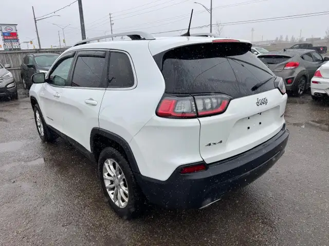 2019 Jeep Cherokee North, 4X4, WELL MAINTAINED, ONE OWNER, CERTI - Photo 3