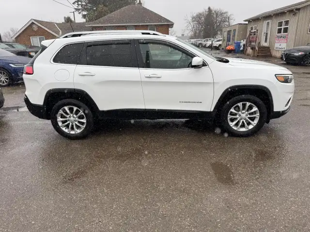 2019 Jeep Cherokee North, 4X4, WELL MAINTAINED, ONE OWNER, CERTI - Photo 6