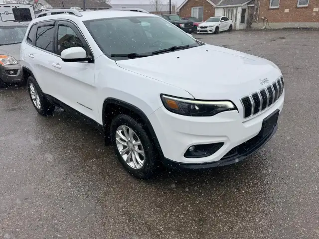 2019 Jeep Cherokee North, 4X4, WELL MAINTAINED, ONE OWNER, CERTI - Photo 7