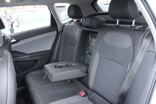 2024 Volkswagen Taos Comfortline - Photo 8