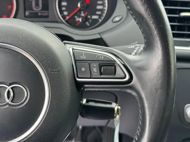 2016 Audi Q3 Quattro Komfort ALL WHEEL DRIVE - Photo 19