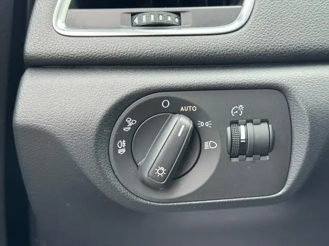 2016 Audi Q3 Quattro Komfort ALL WHEEL DRIVE - Photo 25