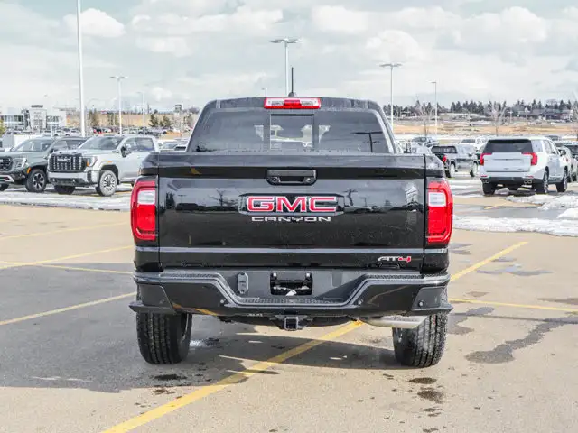 2026 GMC Canyon AT4 - Photo 7