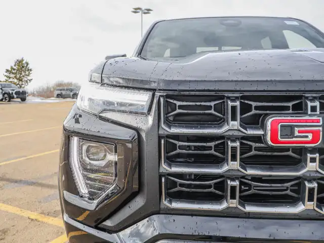 2026 GMC Canyon AT4 - Photo 11