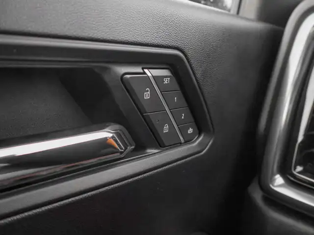 2026 GMC Canyon AT4 - Photo 17