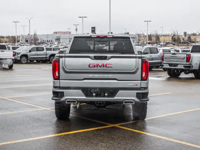 2026 GMC Sierra 1500 AT4 - Photo 7