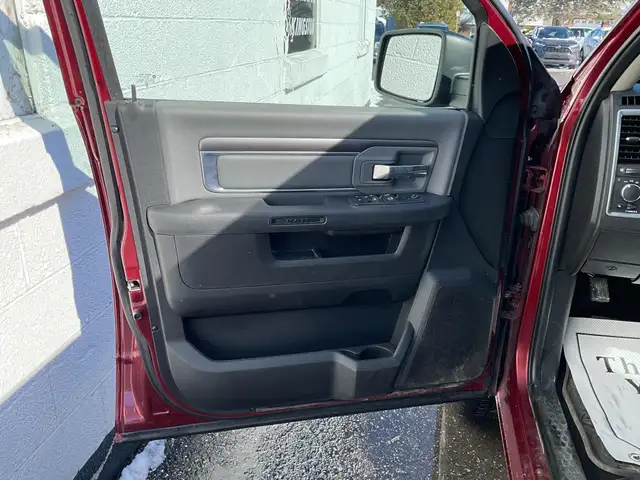 2023 RAM 1500 Classic SLT - Photo 16
