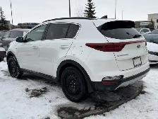 2021 Kia Sportage EX Premium S AWD | 3M | 2 Sets of Tires - Photo 11