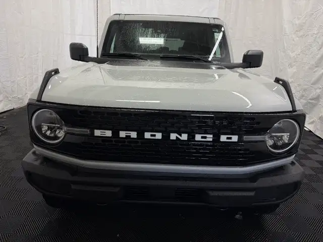 2026 Ford Bronco BIG BEND | BLACK APPEARANCE PACKAGE | TOW HOOKS - Photo 5
