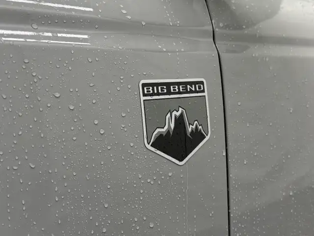 2026 Ford Bronco BIG BEND | BLACK APPEARANCE PACKAGE | TOW HOOKS - Photo 7