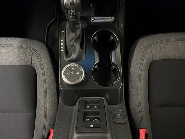2026 Ford Bronco BIG BEND | BLACK APPEARANCE PACKAGE | TOW HOOKS - Photo 32