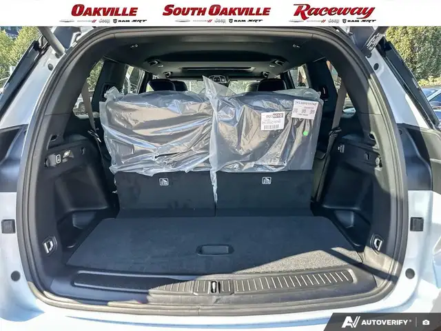 2025 Jeep Grand Cherokee L ALTITUDE | 6SEATER | CHARGE PAD | DEM - Photo 12