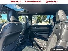 2025 Jeep Grand Cherokee L ALTITUDE | 6SEATER | CHARGE PAD | DEM - Photo 23