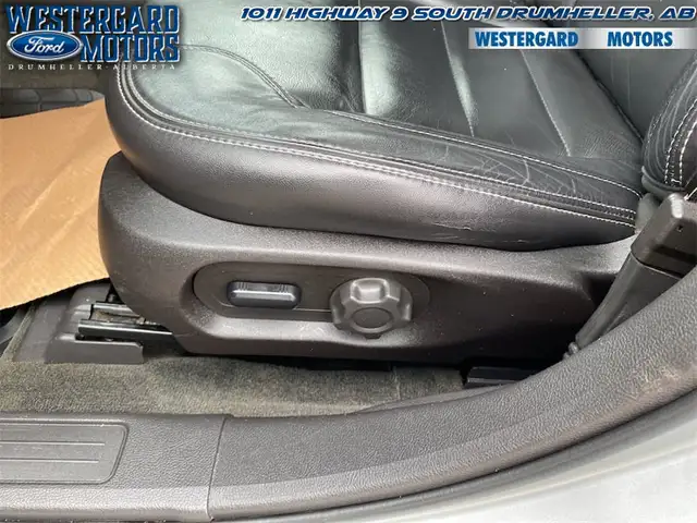 2014 Ford Taurus SEL AWD - Photo 20