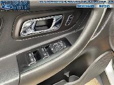 2014 Ford Taurus SEL AWD - Photo 21