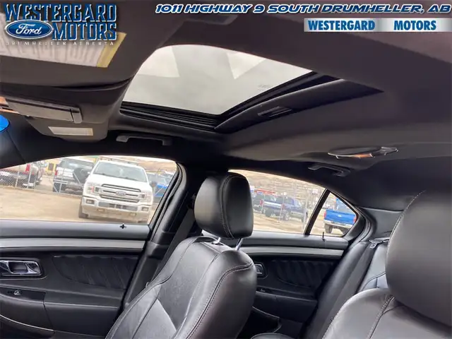 2014 Ford Taurus SEL AWD - Photo 22