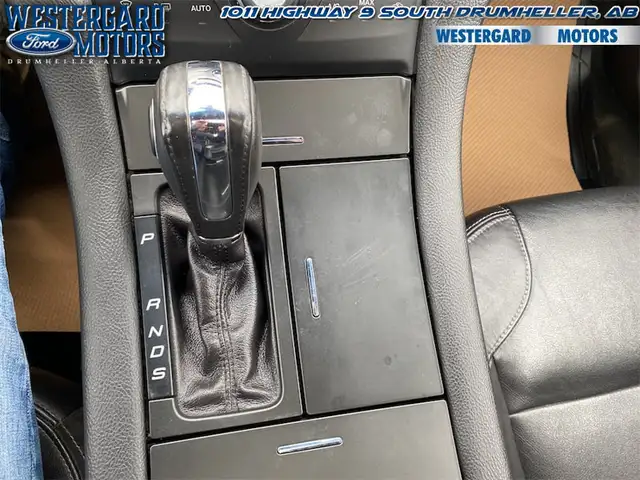 2014 Ford Taurus SEL AWD - Photo 25