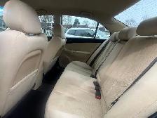 2009 Hyundai Sonata EXTRA CLEAN- AUTOMATIC-HEATED SEATS & MORE ! - Photo 12