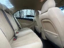 2009 Hyundai Sonata EXTRA CLEAN- AUTOMATIC-HEATED SEATS & MORE ! - Photo 14