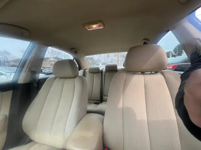 2009 Hyundai Sonata EXTRA CLEAN- AUTOMATIC-HEATED SEATS & MORE ! - Photo 19