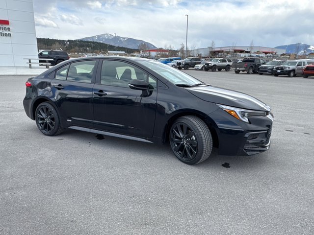 2026 Toyota Corolla Hybrid SE AWD HYBRID BLACK COLOUR AWD - Photo 7