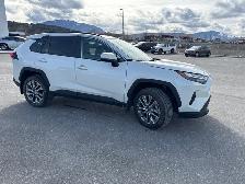 2022 Toyota RAV4 XLE XLE TRIM / AWD / LEATHER SEATS - Photo 7