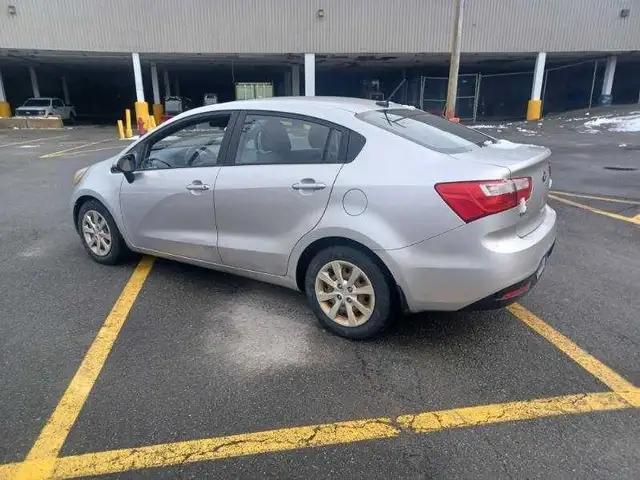 2014 kia rio - Photo 4