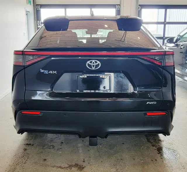 2023 Toyota bZ4X XLE 43 355 KM - Photo 4