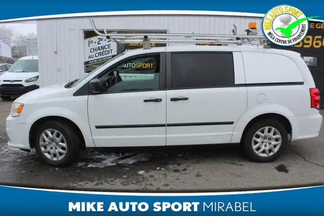 2014 RAM Cargo Van Empattement de 119 po! - Photo 3