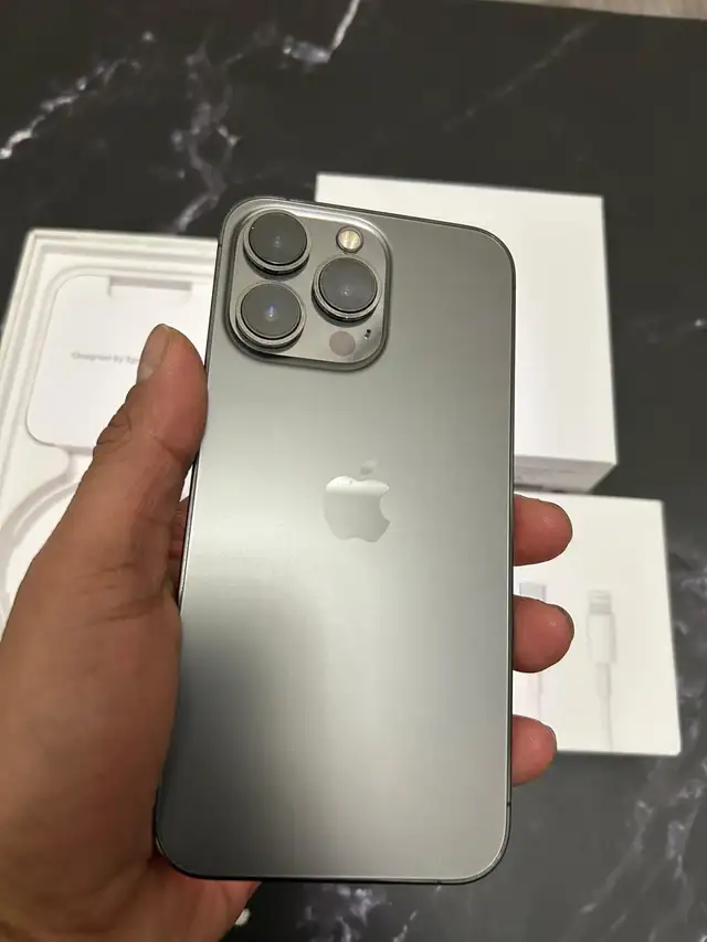 IPHONE 13 PRO 256GB Airpods Pkg/Delivery - Photo 5