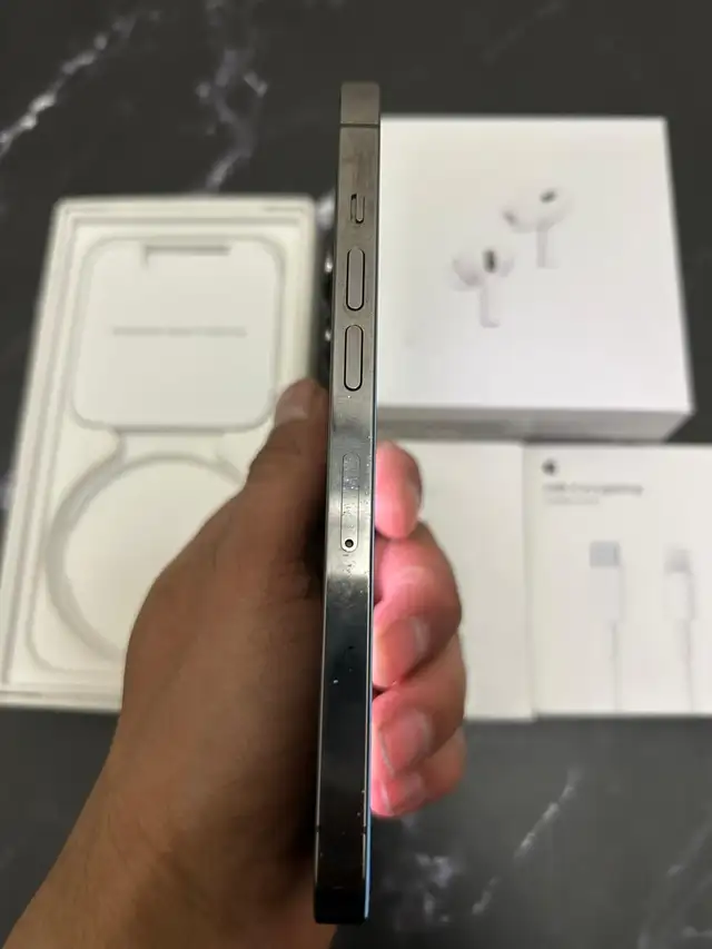 IPHONE 13 PRO 256GB Airpods Pkg/Delivery - Photo 6
