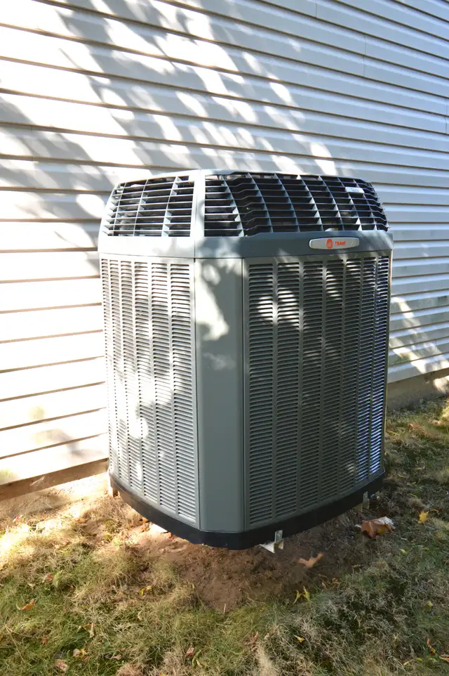 Shediac - Main St. Pay almost nothing for NB Power with Solar ! - Photo 10