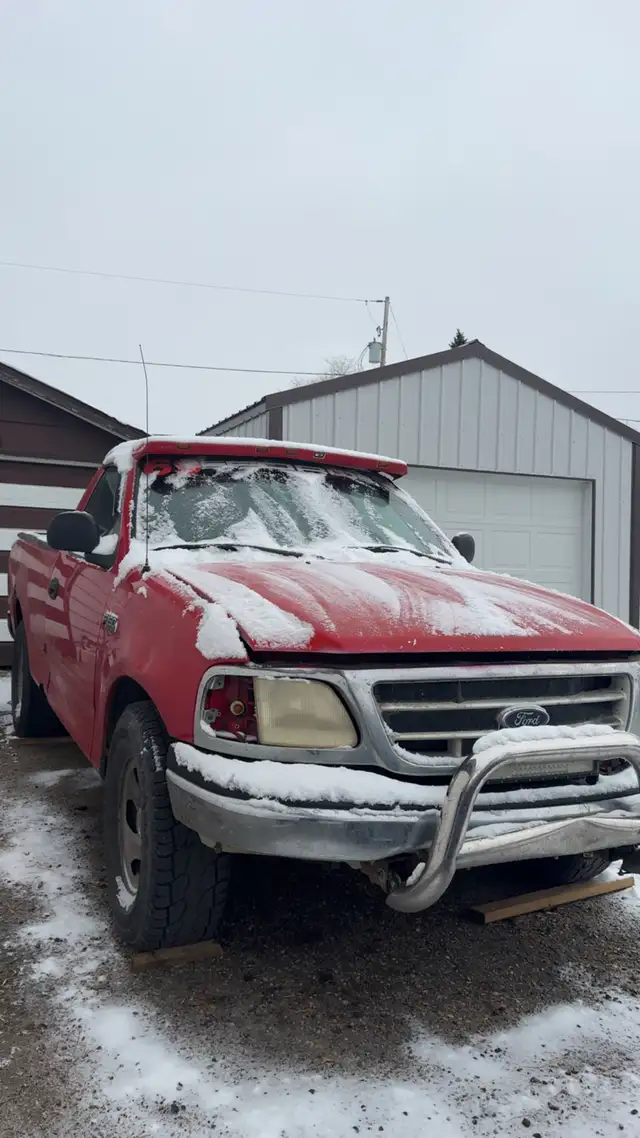 1997 Ford F150 - Photo 2