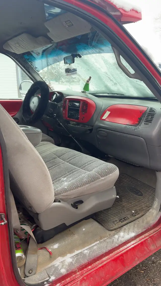 1997 Ford F150 - Photo 9