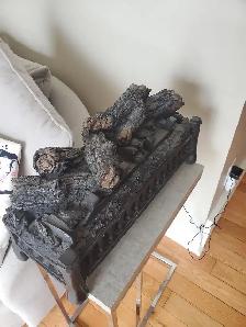 Electric firelog.