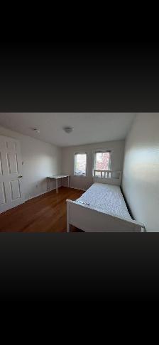 Room For Rent - Photo 6