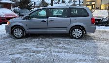 2016 Dodge Grand Caravan SE - Photo 2