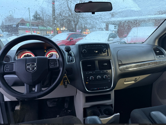 2016 Dodge Grand Caravan SE - Photo 6