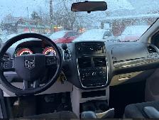 2016 Dodge Grand Caravan SE - Photo 6