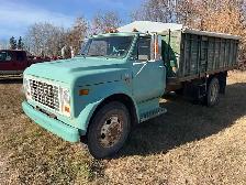 Bins, Haying Equipment  More Sold By Unreserved Auction April 11 - Photo 8