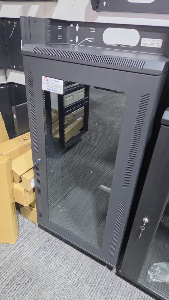 Wall Mount Cabinet 21U x 24″ Depth, 21U 600MM With Wheels