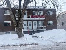 immeuble de 4 logements et 3 garages à vendre à Saint Hyacinthe