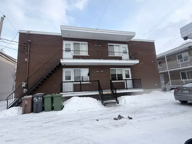 immeuble de 4 logements et 3 garages à vendre à Saint Hyacinthe - Photo 3