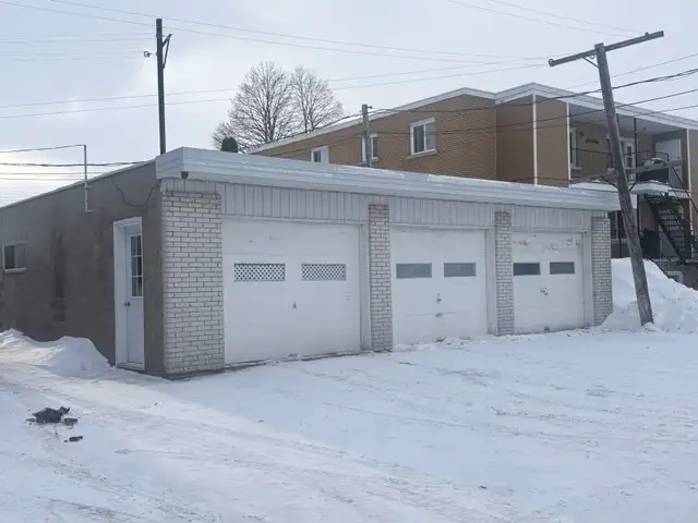 immeuble de 4 logements et 3 garages à vendre à Saint Hyacinthe - Photo 4
